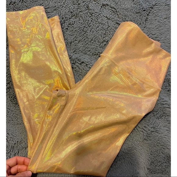 Fabletics high waist shiney iridescent leggings size M - Picture 8 of 8